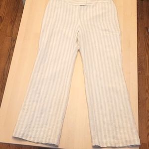 EUC Joneswear White Patterned Linen Blend Pants